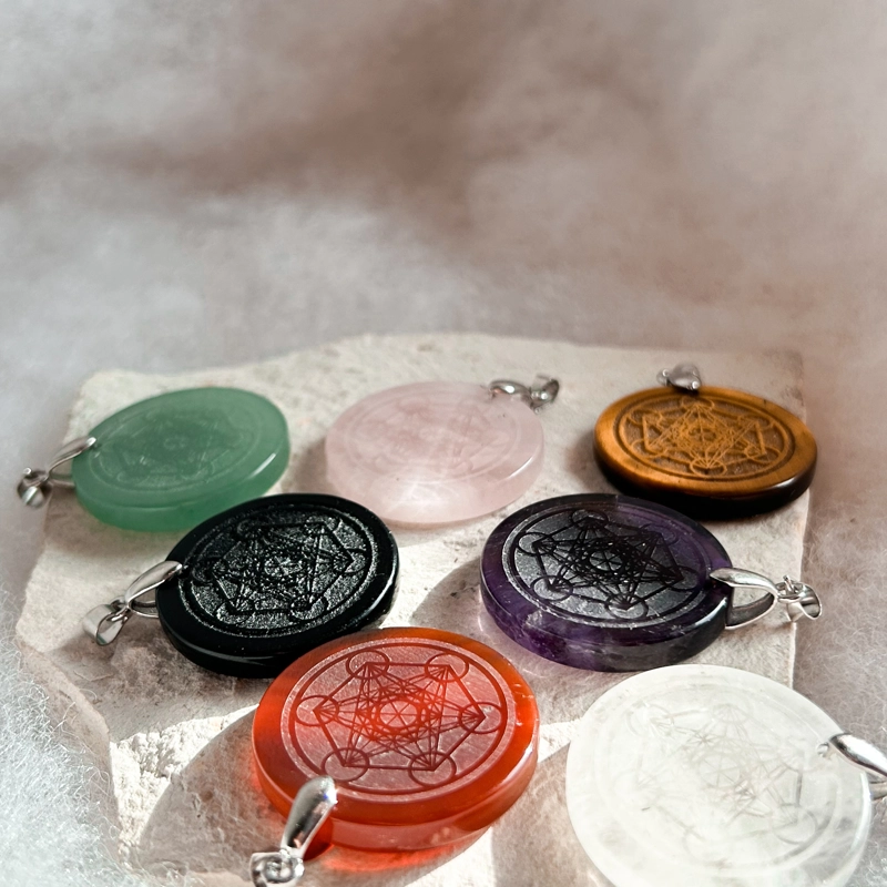 pendente in pietra + cubo di metatron